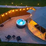 Diamond Glamp & Jacuzzi - - Widok Na Gory 자코파네