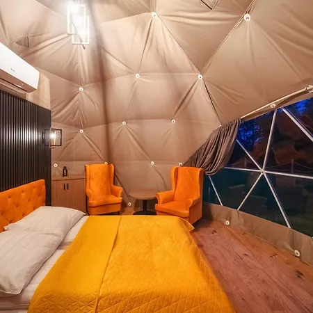 Luxusní stan Diamond Glamp & Jacuzzi