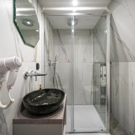 Luxussátor Diamond Glamp & Jacuzzi *