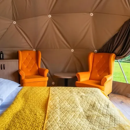Diamond Glamp & Jacuzzi Luxusní stan