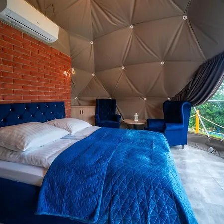 Diamond Glamp & Jacuzzi Luxussátor Zakopane