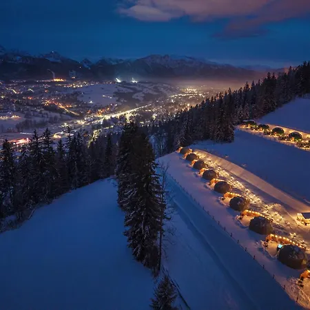 Luxusní stan Diamond Glamp & Jacuzzi Zakopane