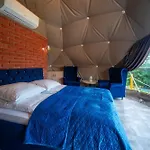 Diamond Glamp & Jacuzzi אוהל מפואר זקופאנה