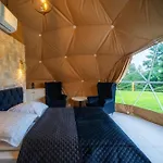 אוהל מפואר Diamond Glamp & Jacuzzi *