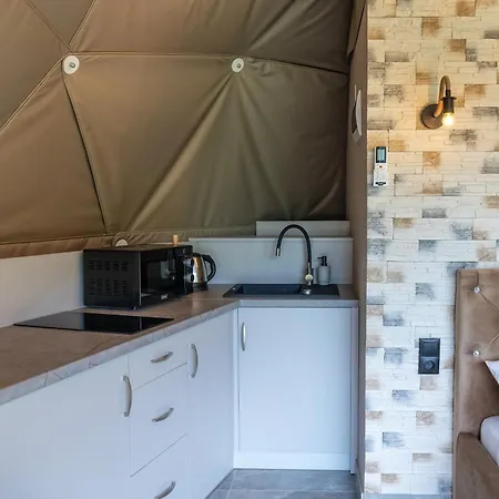 Campo de lujo Diamond Glamp & Jacuzzi Zakopane