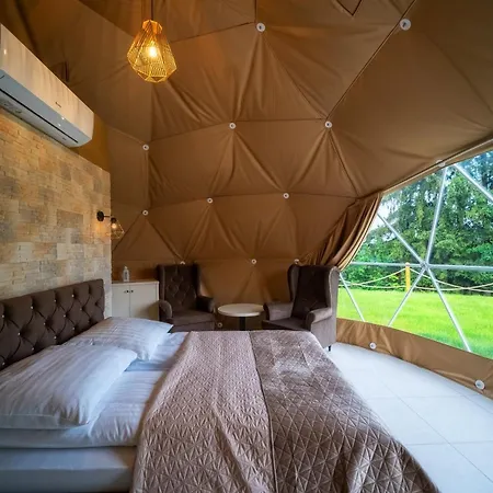 Diamond Glamp & Jacuzzi Zakopane