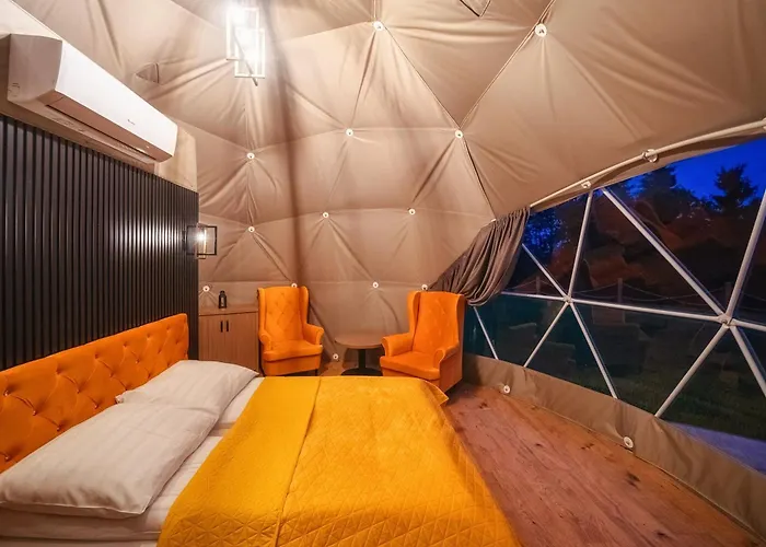 Campo de lujo Diamond Glamp & Jacuzzi