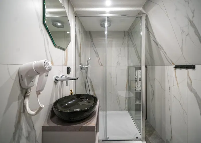 Campo de lujo Diamond Glamp & Jacuzzi *