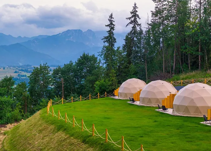 Diamond Glamp & Jacuzzi *