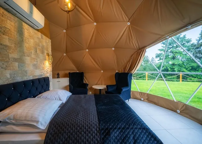 Campo de lujo Diamond Glamp & Jacuzzi *