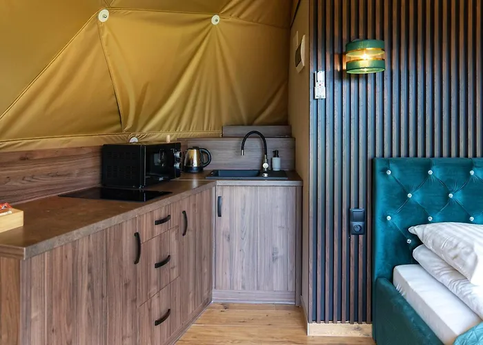 Diamond Glamp & Jacuzzi Zakopane