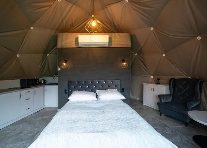 Campo de lujo Diamond Glamp & Jacuzzi *