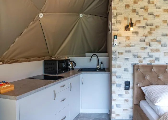 خيمة فخمة Diamond Glamp & Jacuzzi زاكوباني