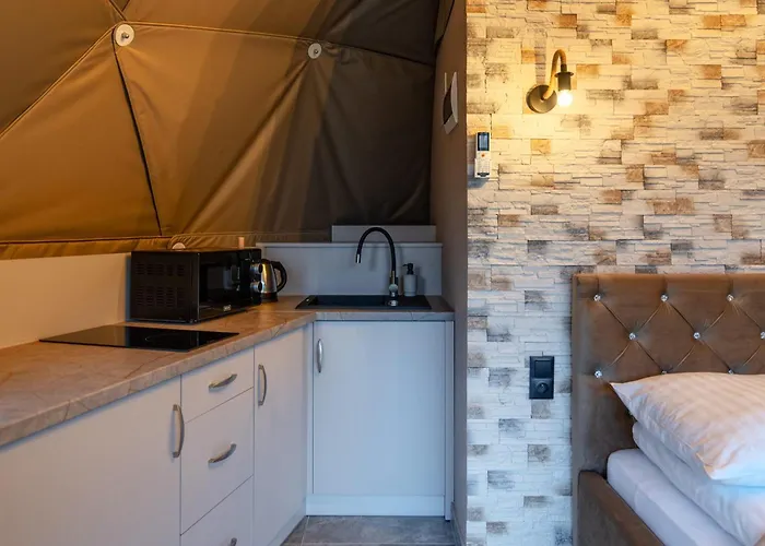 Diamond Glamp & Jacuzzi