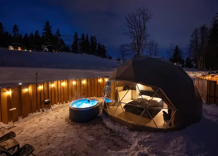 ラグジュアリーテント Diamond Glamp & Jacuzzi